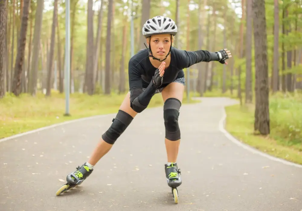 Ile kalorii spalisz podczas jazdy na rolkach na 10 km?